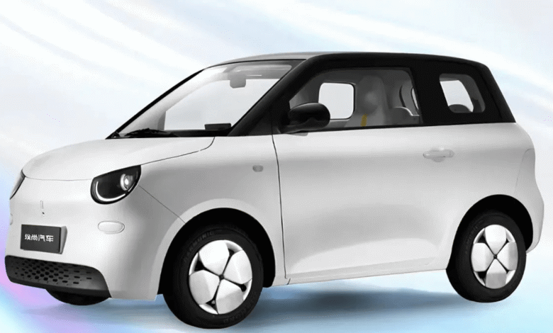 Çinli Wuling, Elektrikli Aishang A100C Otomobilini Tanıttı!